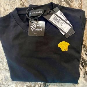 Kids NWT Versace t shirt size 5t